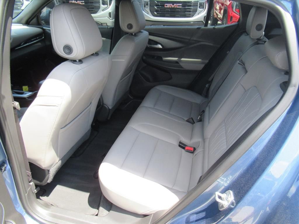Used 2024 Buick Envista Preferred FWD image 28