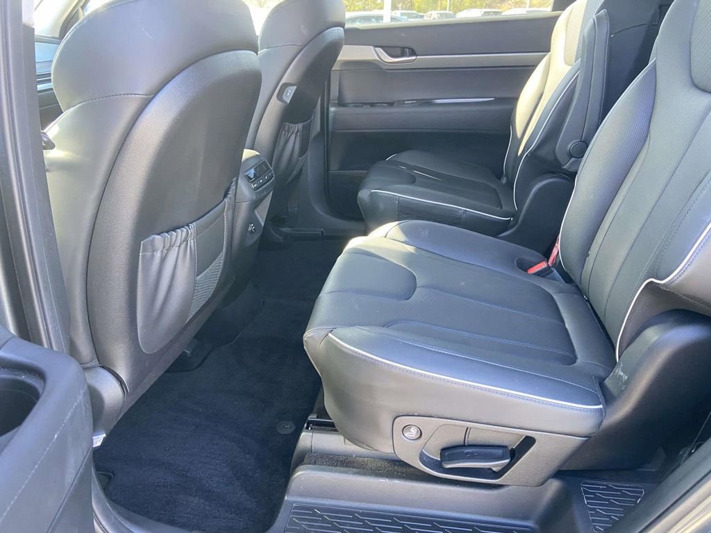 Used 2023 Hyundai Palisade SEL FWD image 10