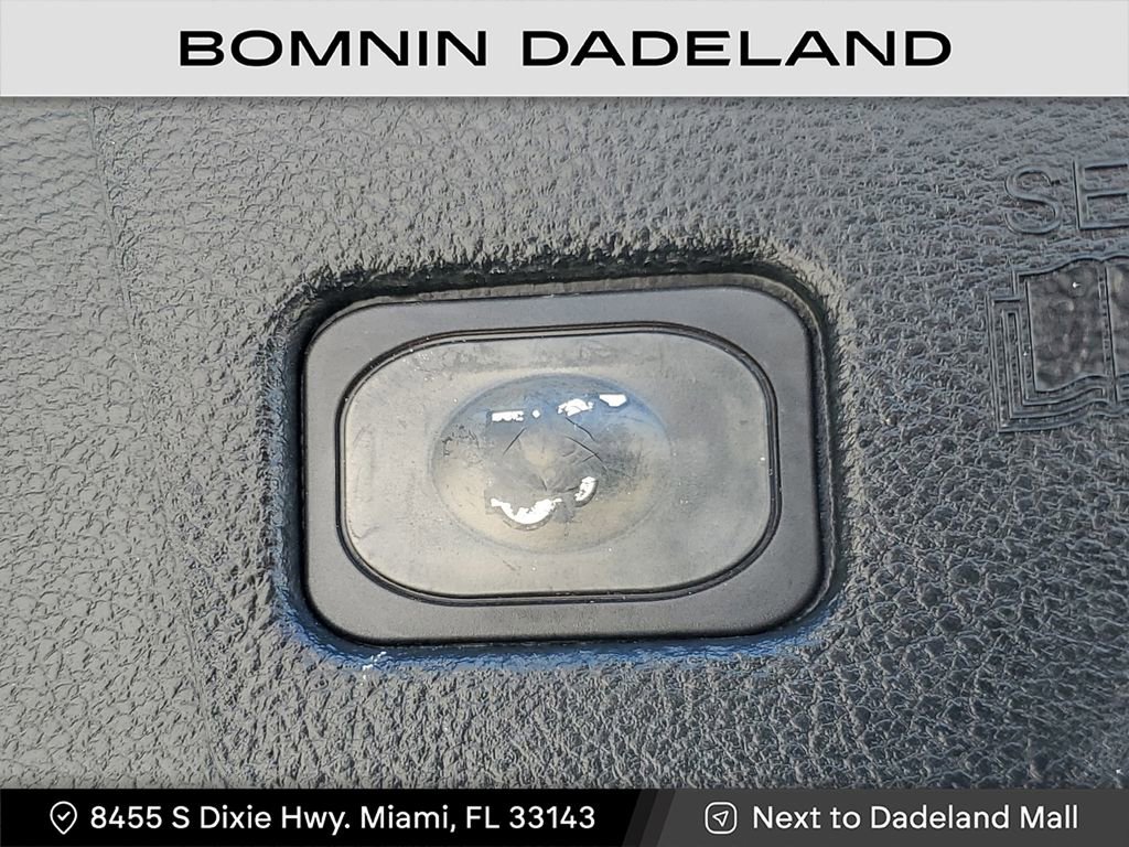 Used 2021 Ford Edge SEL w/ Convenience Package image 9