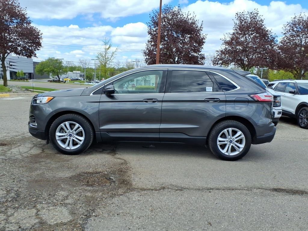Used 2020 Ford Edge SEL w/ Convenience Package AWD/4WD image 2