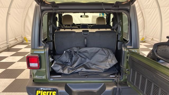 Used 2022 Jeep Wrangler Sport S image 4