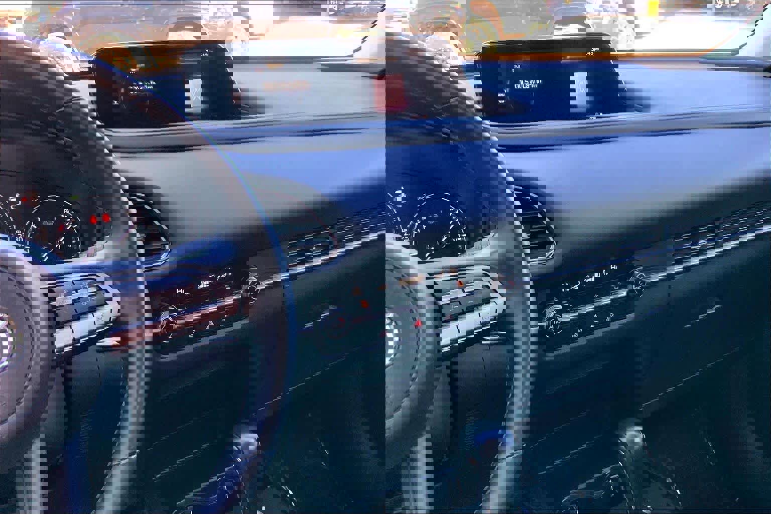 Used 2023 MAZDA CX-30 AWD 2.5 S w/ Select Package image 6