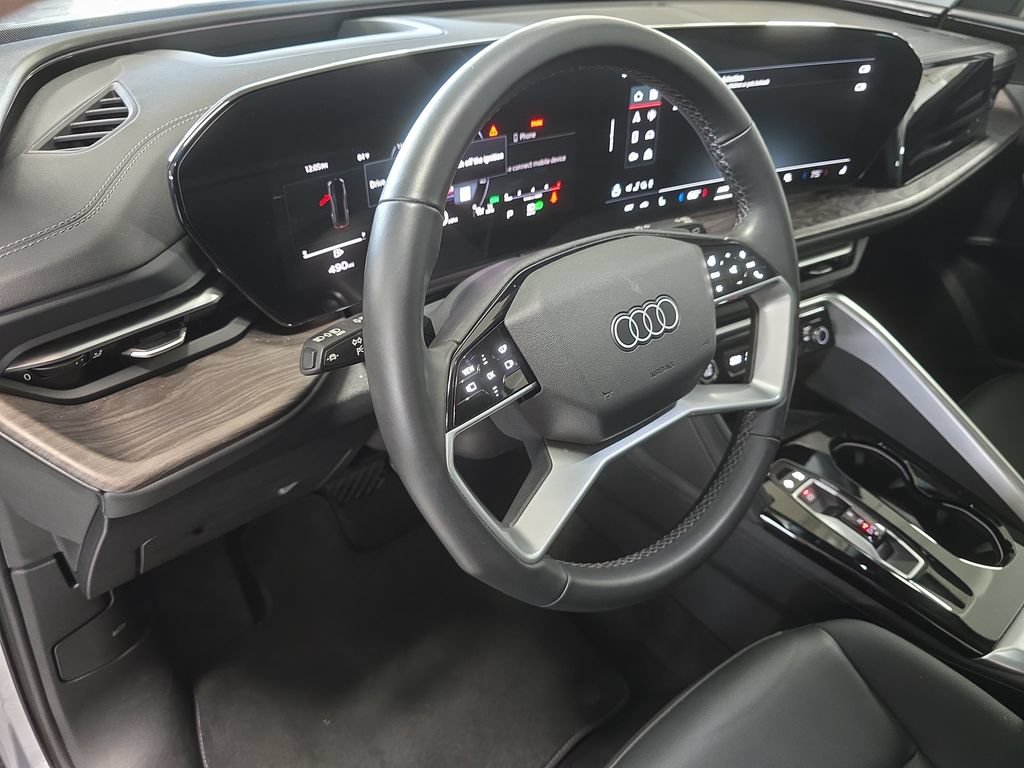 Certified 2025 Audi Q5 Premium w/ Premium Plus AWD/4WD image 19