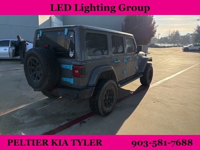 Used 2020 Jeep Wrangler Unlimited Sahara image 11