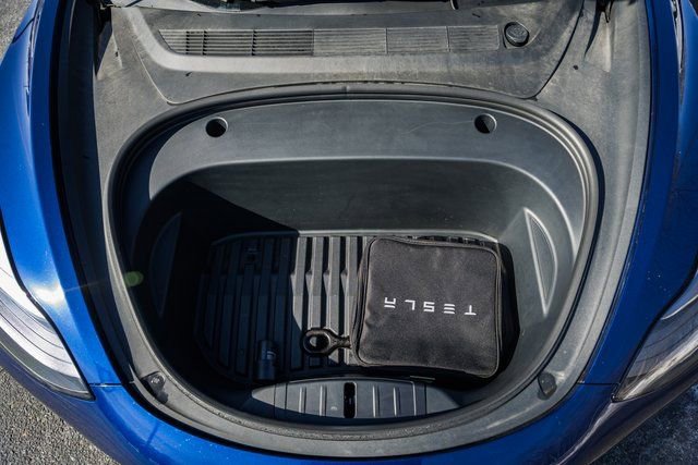 Used 2023 Tesla Model 3 Performance image 35