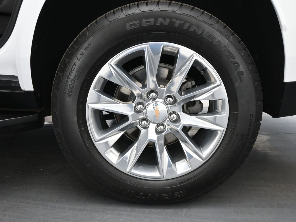 Used 2021 Chevrolet Tahoe Premier w/ Premium Package RWD image 25
