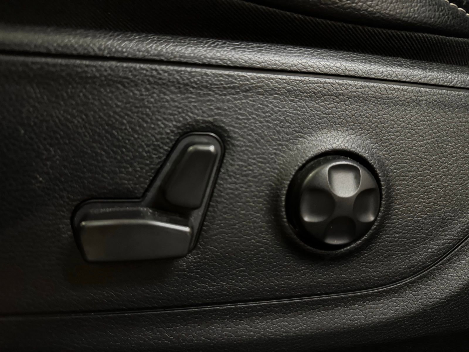 Used 2023 RAM 1500 Sport w/ G/T Package image 28