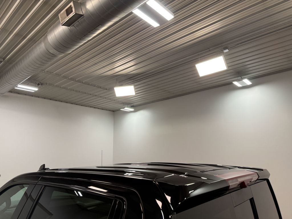 Used 2024 GMC Sierra 1500 AT4 w/ Technology Package image 44