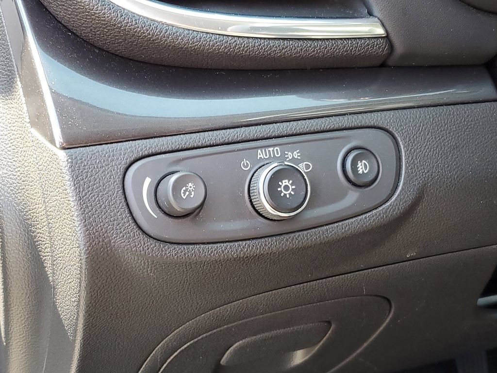 Used 2018 Buick Encore Preferred FWD image 9