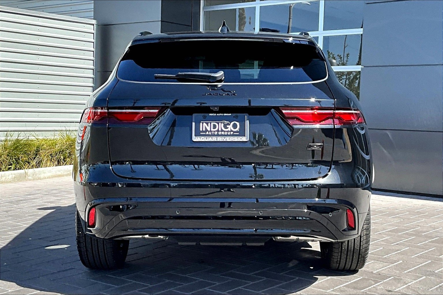 New 2026 Jaguar F-PACE R-Dynamic S image 4