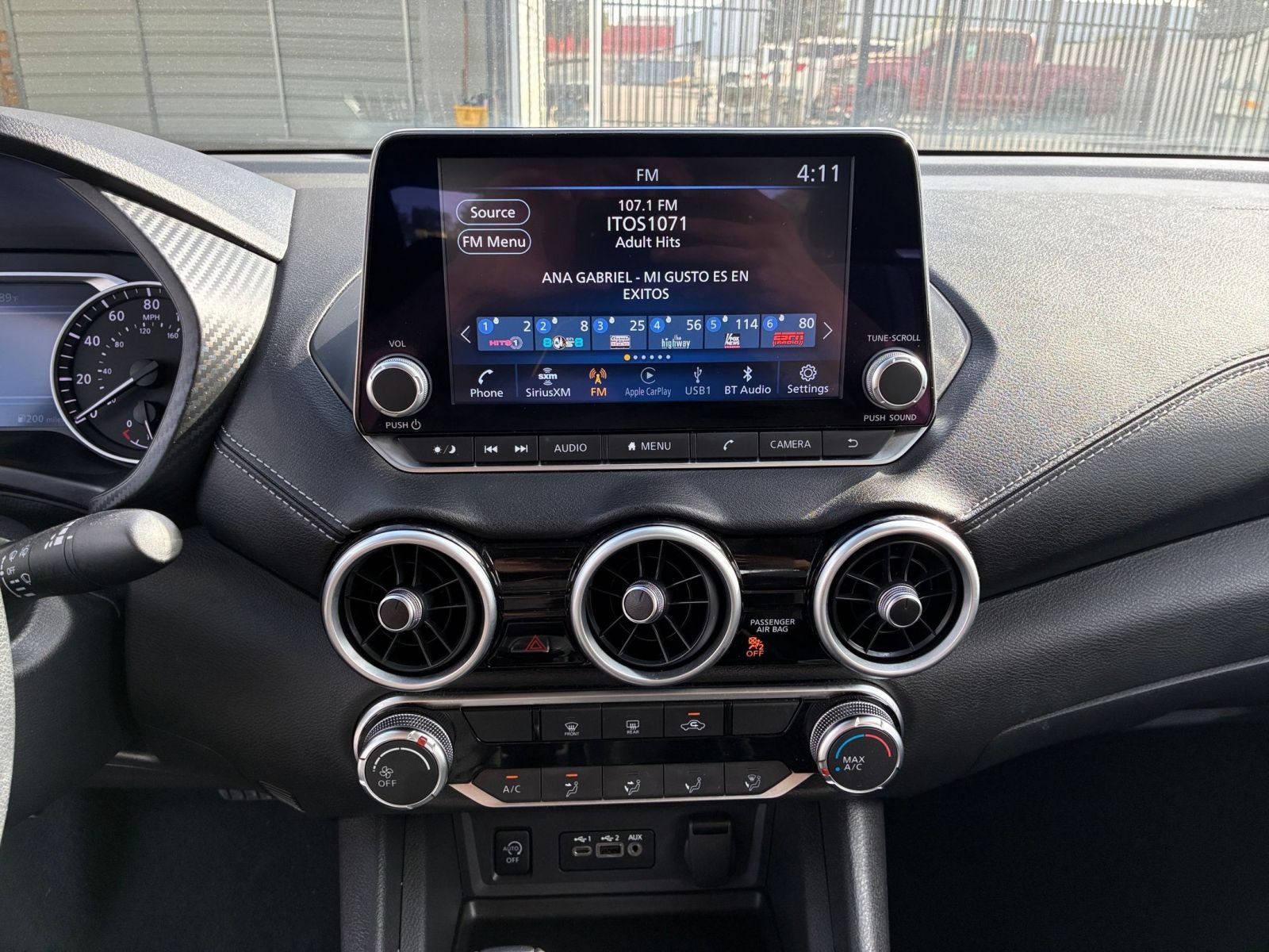 Used 2025 Nissan Sentra SV FWD image 16
