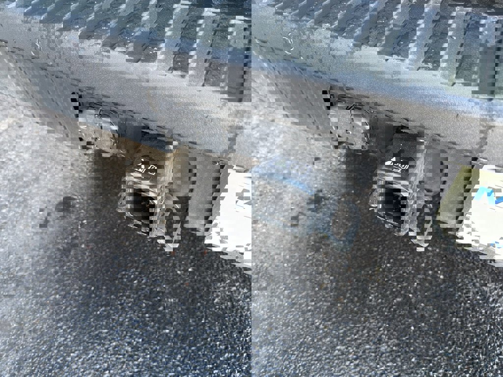 New 2025 Ford Maverick Lariat w/ Black Appearance Package image 8