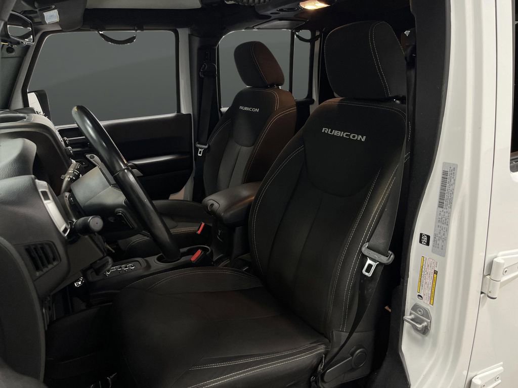 Used 2016 Jeep Wrangler Unlimited Rubicon image 4