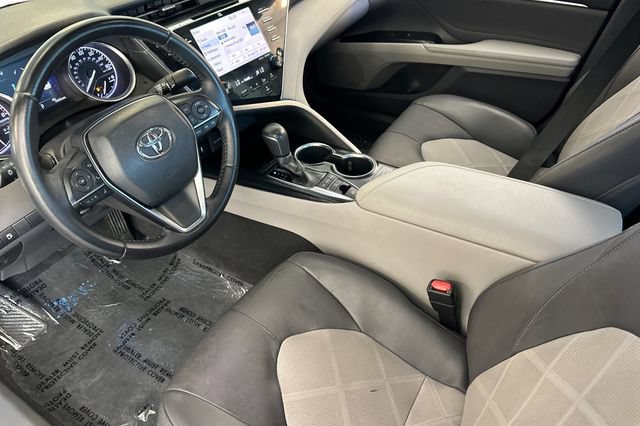 Used 2018 Toyota Camry XLE w/ Audio Package FWD image 12