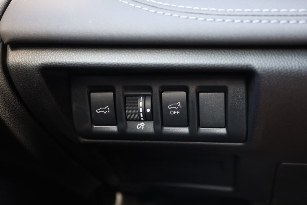 Used 2020 Subaru Outback Limited AWD/4WD image 20