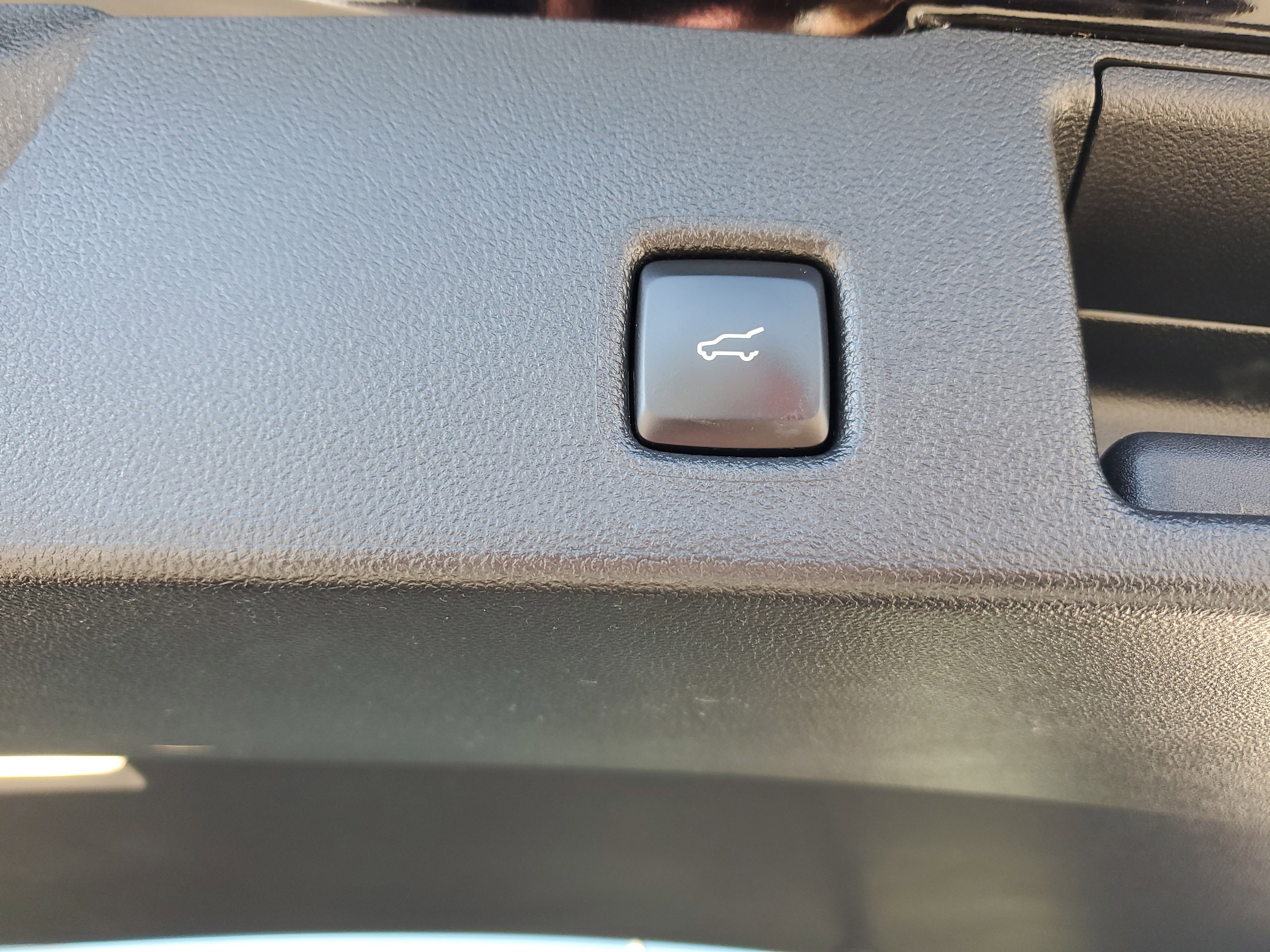 Used 2024 Ford Escape ST-Line w/ Tech Pack #1 image 17