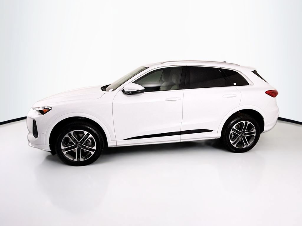 Used 2026 Audi Q5 Premium AWD/4WD image 8
