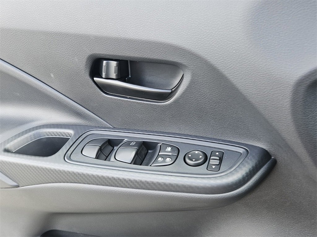New 2025 Nissan Versa S w/ Trunk Package image 27