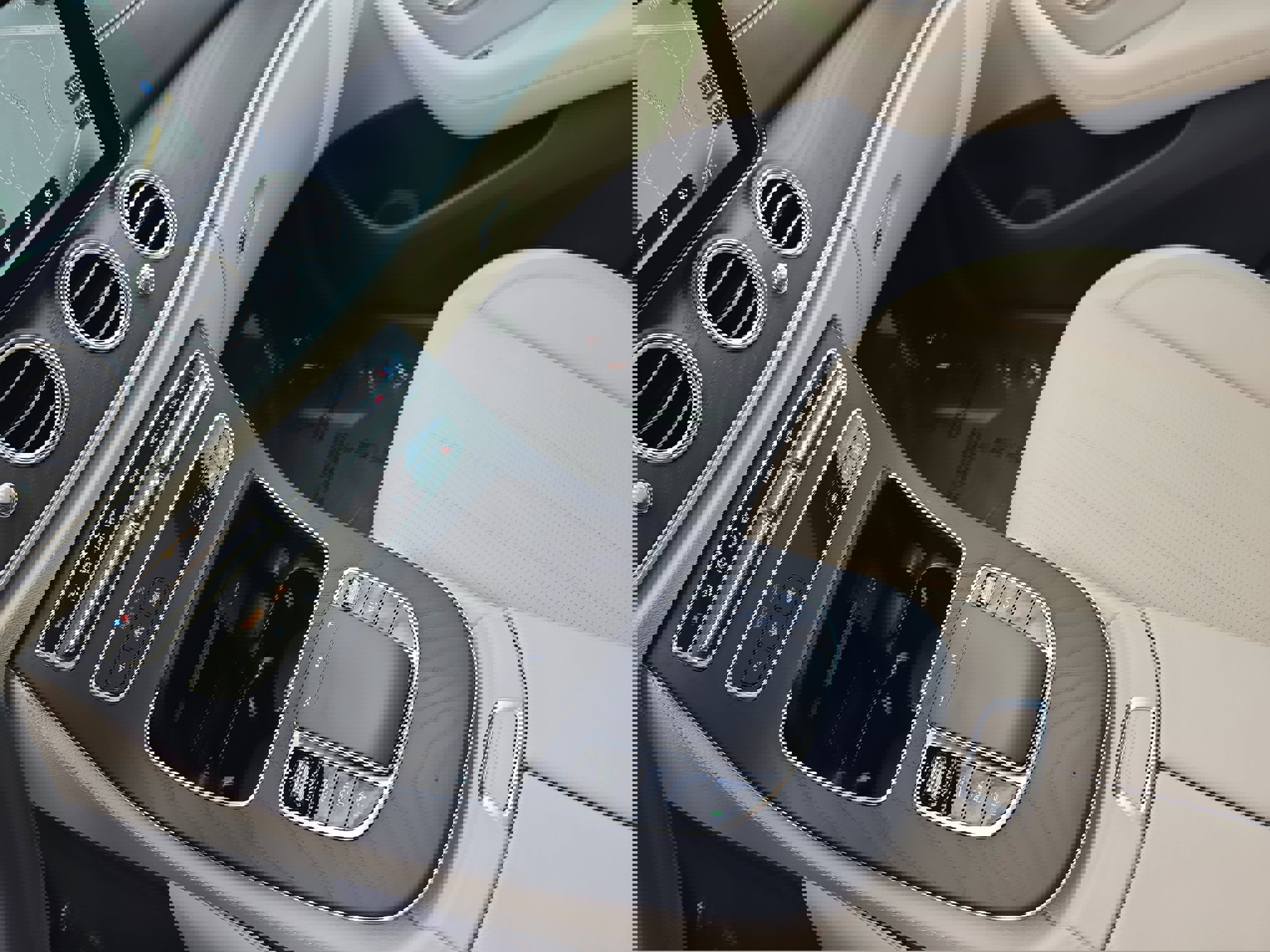 Certified 2022 Mercedes-Benz E 450 4MATIC Sedan image 24