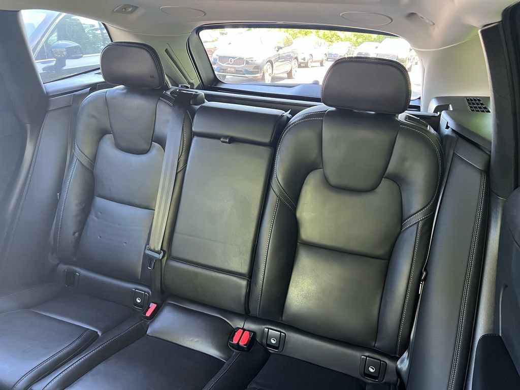 Certified 2023 Volvo XC60 B5 Ultimate AWD/4WD image 21