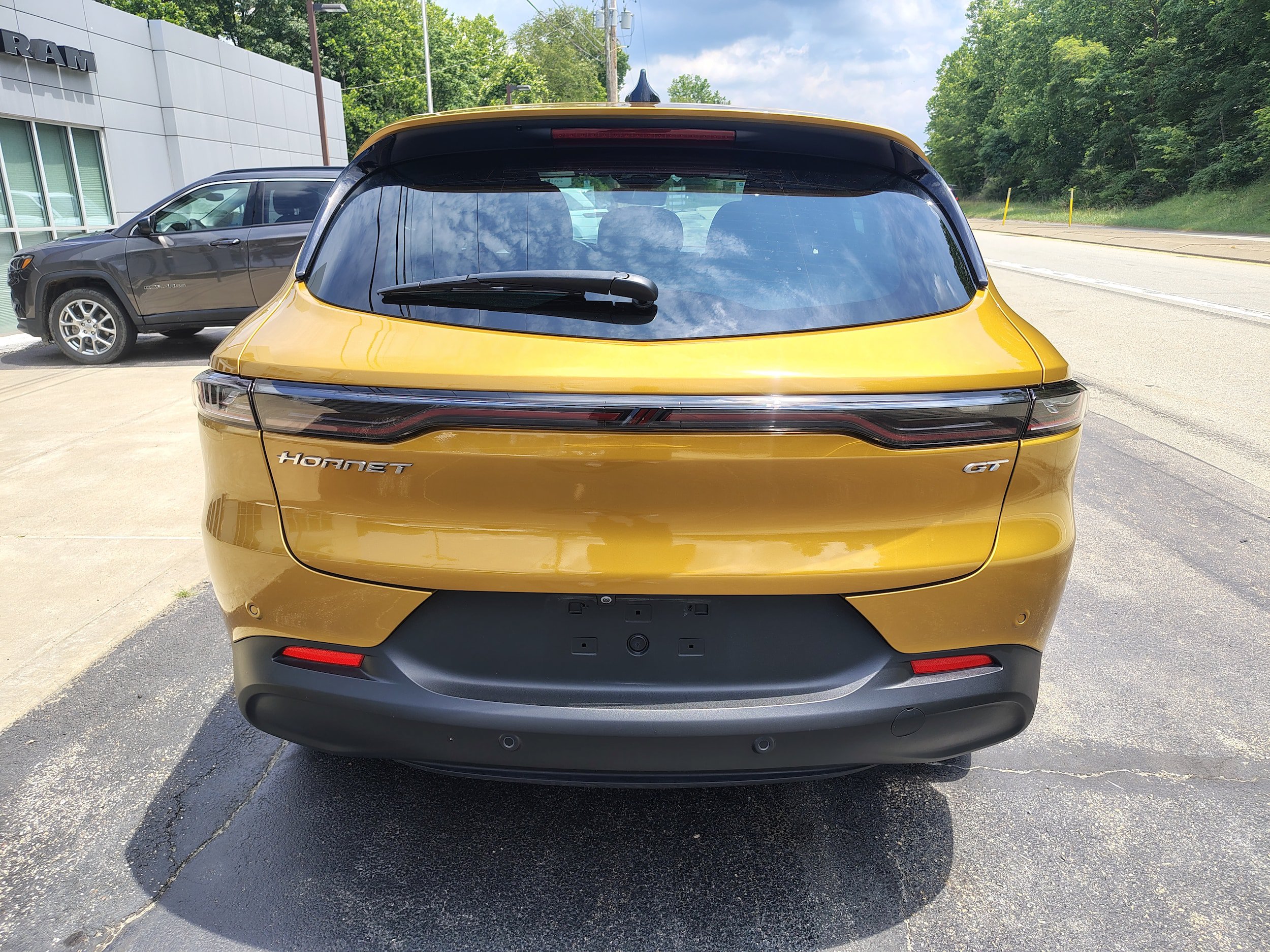 Certified 2025 Dodge Hornet GT AWD/4WD image 9