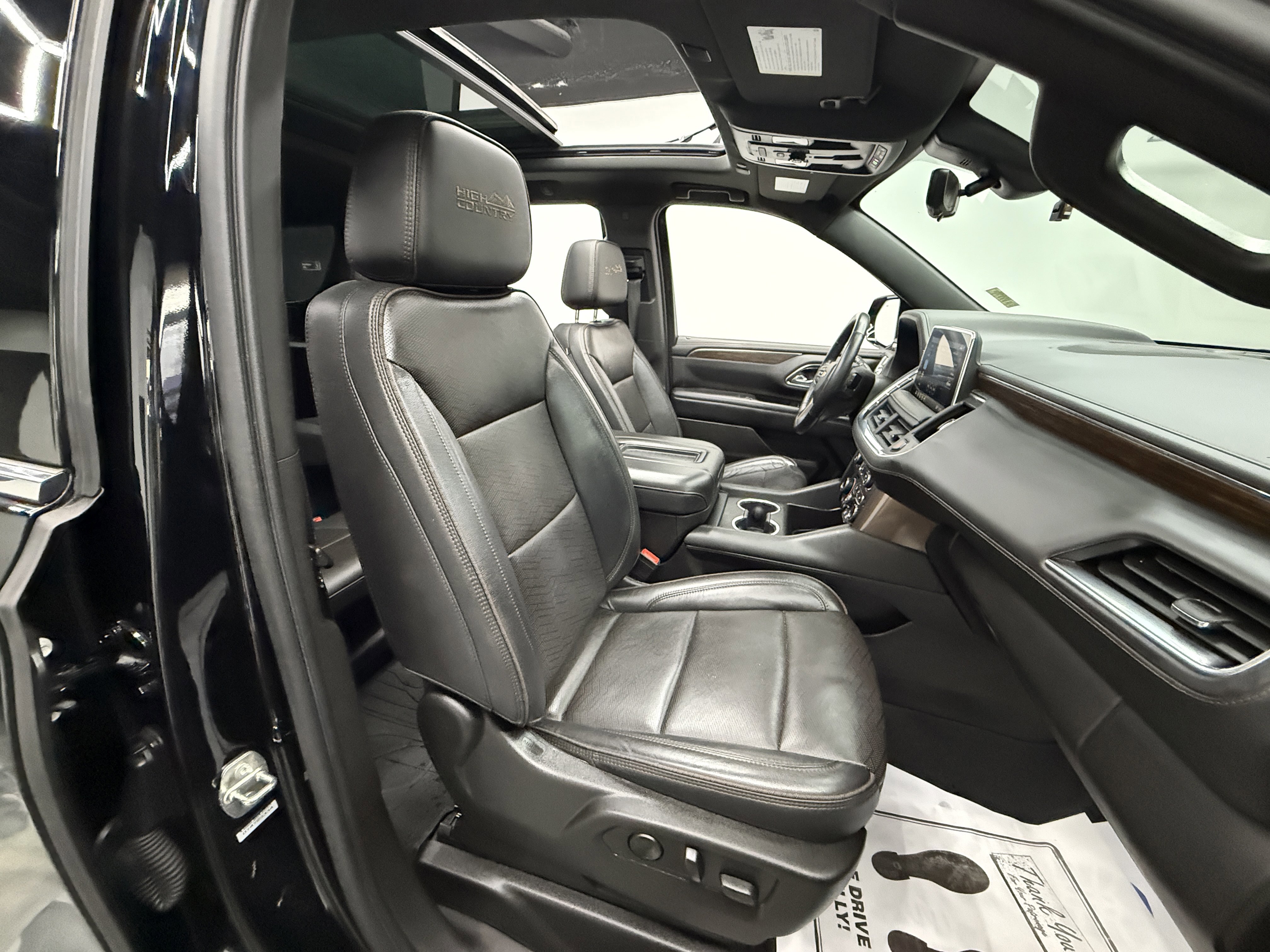 Used 2021 Chevrolet Tahoe High Country image 24