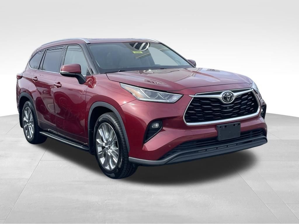 Used 2021 Toyota Highlander Limited AWD/4WD image 3