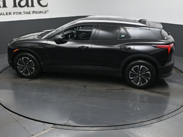 Used 2024 Chevrolet Blazer EV LT AWD/4WD image 47