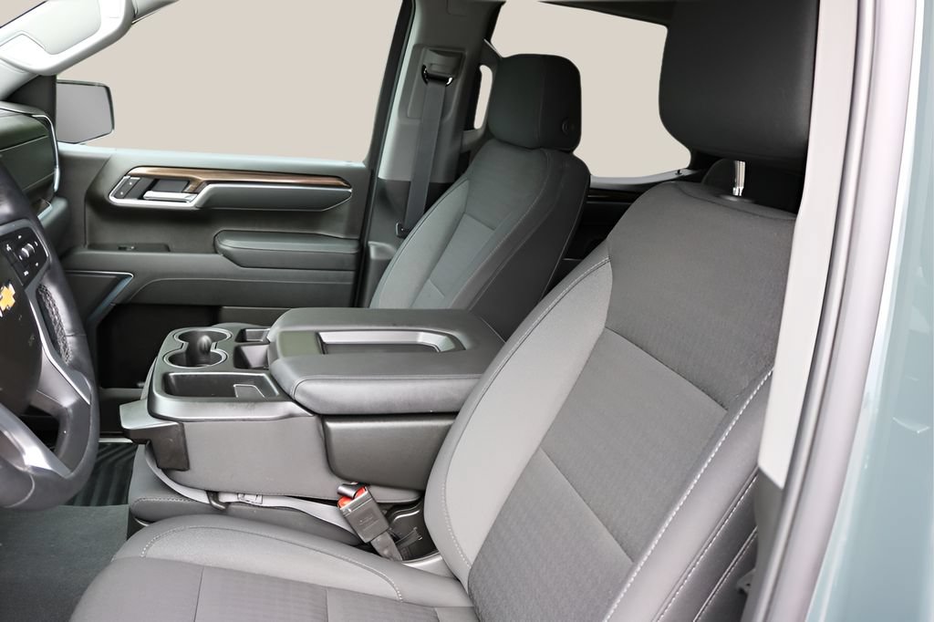 Used 2026 Chevrolet Silverado 1500 LT RWD image 11