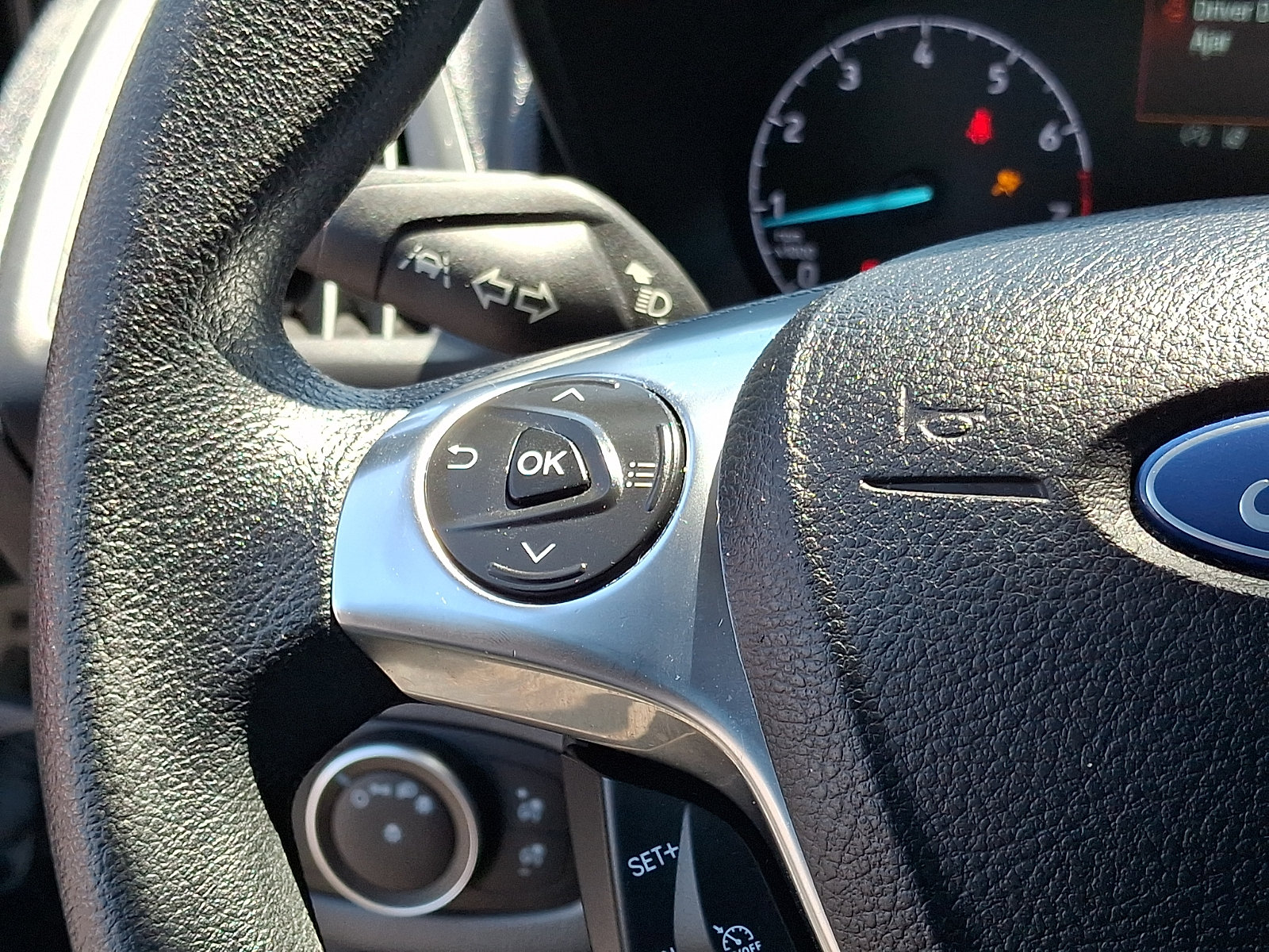 Used 2021 Ford Transit Connect XLT FWD image 22