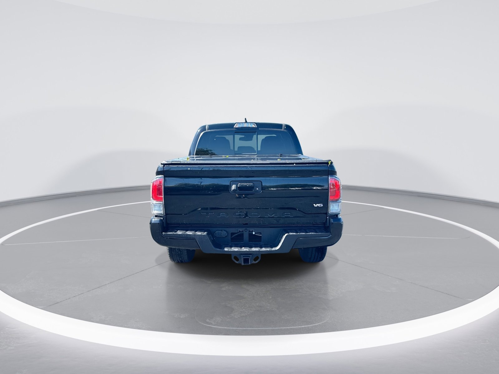 Used 2021 Toyota Tacoma TRD Sport AWD/4WD image 8