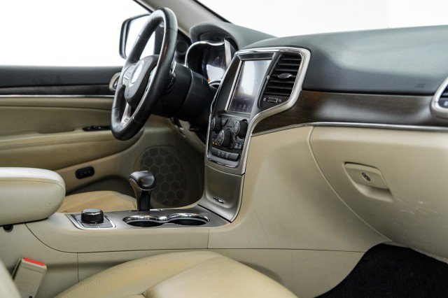 Used 2015 Jeep Grand Cherokee Limited AWD/4WD image 24