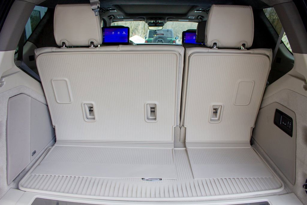 Used 2026 Cadillac Escalade Platinum Sport w/ LPO, Floor Liner Package image 26