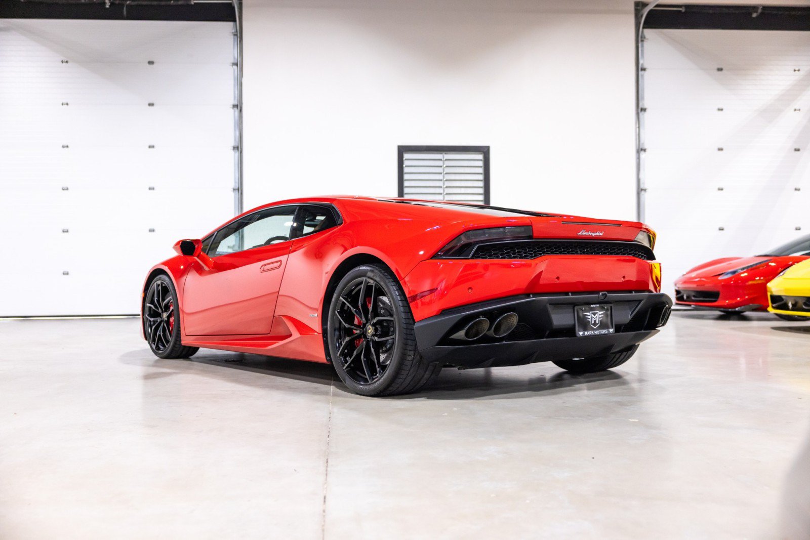 Used 2015 Lamborghini Huracan LP 610-4 AWD/4WD image 6