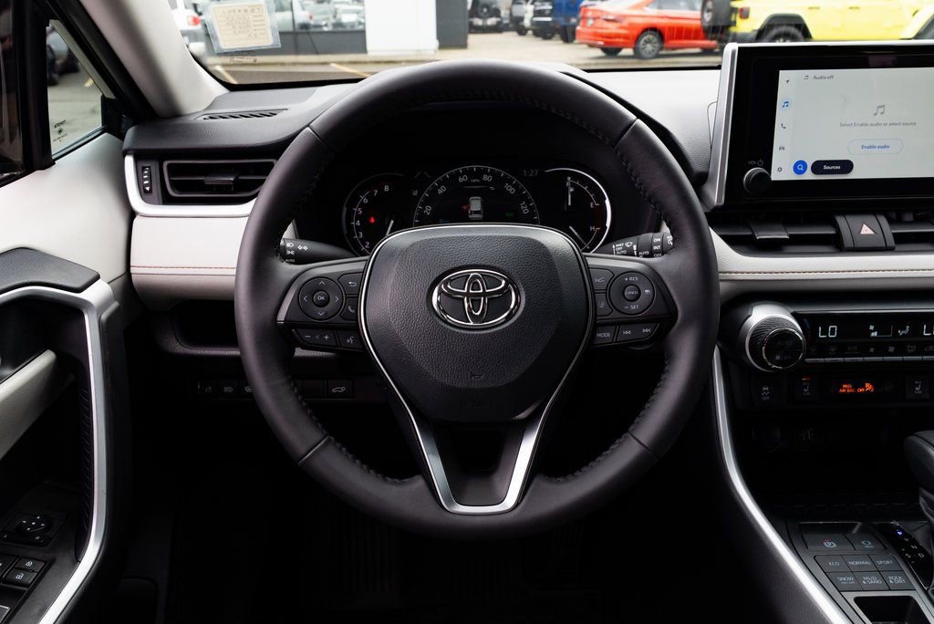 Used 2025 Toyota RAV4 XLE w/ Convenience Package image 11