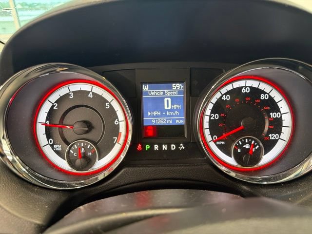 Used 2016 Dodge Grand Caravan SXT w/ Rear Park Assist Package FWD image 13