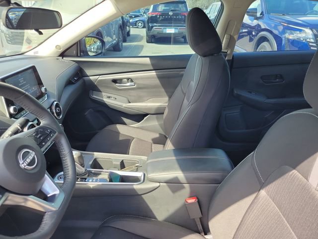 Used 2025 Nissan Sentra SV w/ All-Weather Package image 10