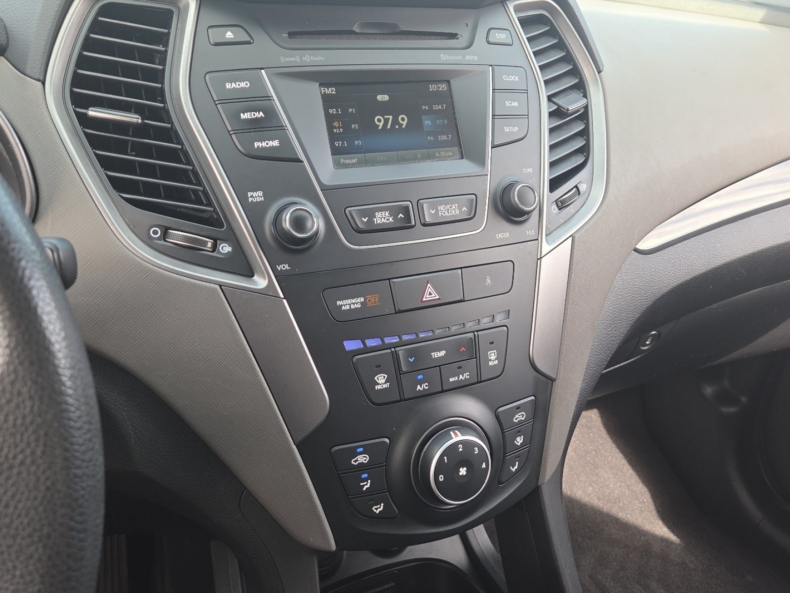 Used 2016 Hyundai Santa Fe Sport w/ Option Group 02 AWD/4WD image 27