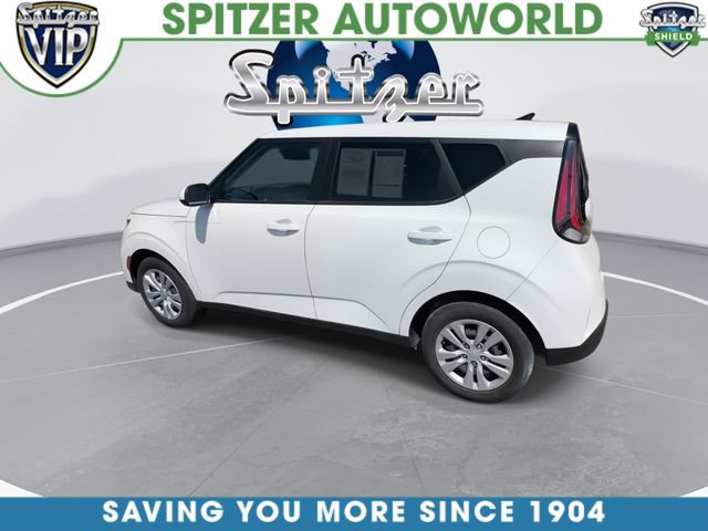 Certified 2023 Kia Soul LX FWD image 6
