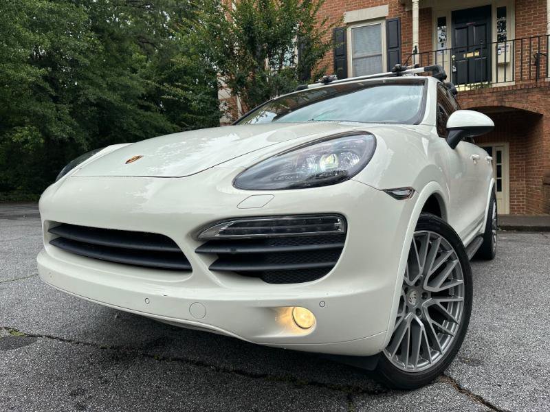 Used 2011 Porsche Cayenne S AWD/4WD image 2