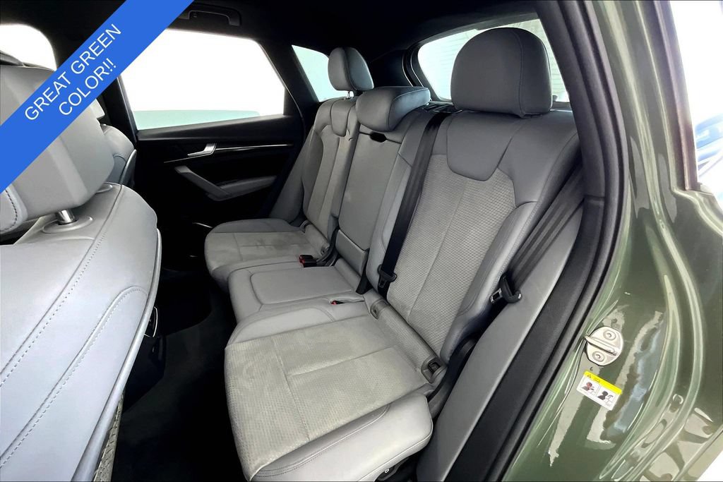 Used 2024 Audi SQ5 Premium w/ Convenience Package AWD/4WD image 32