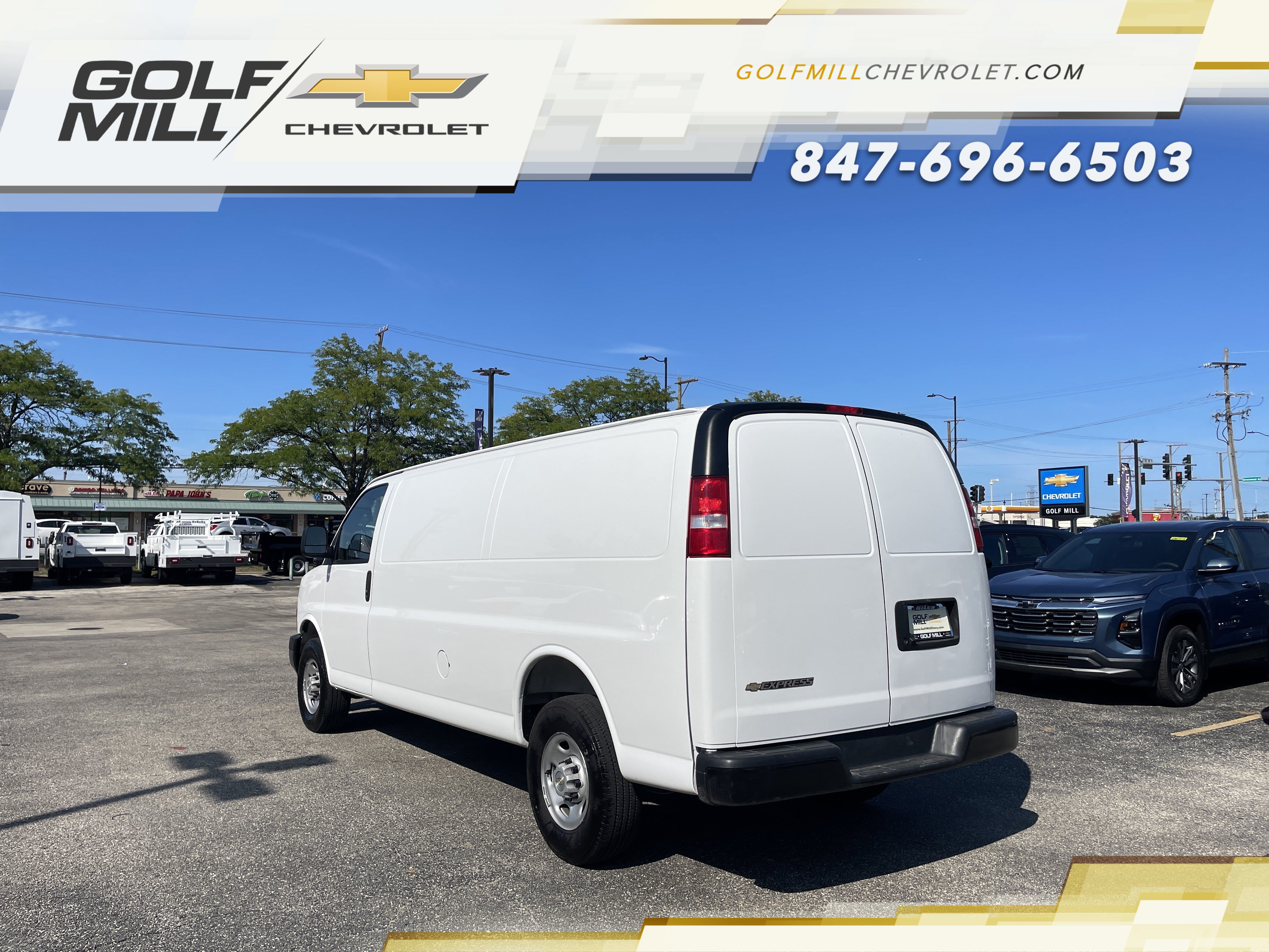 Used 2025 Chevrolet Express 2500 Extended w/ Driver Convenience Package RWD image 7