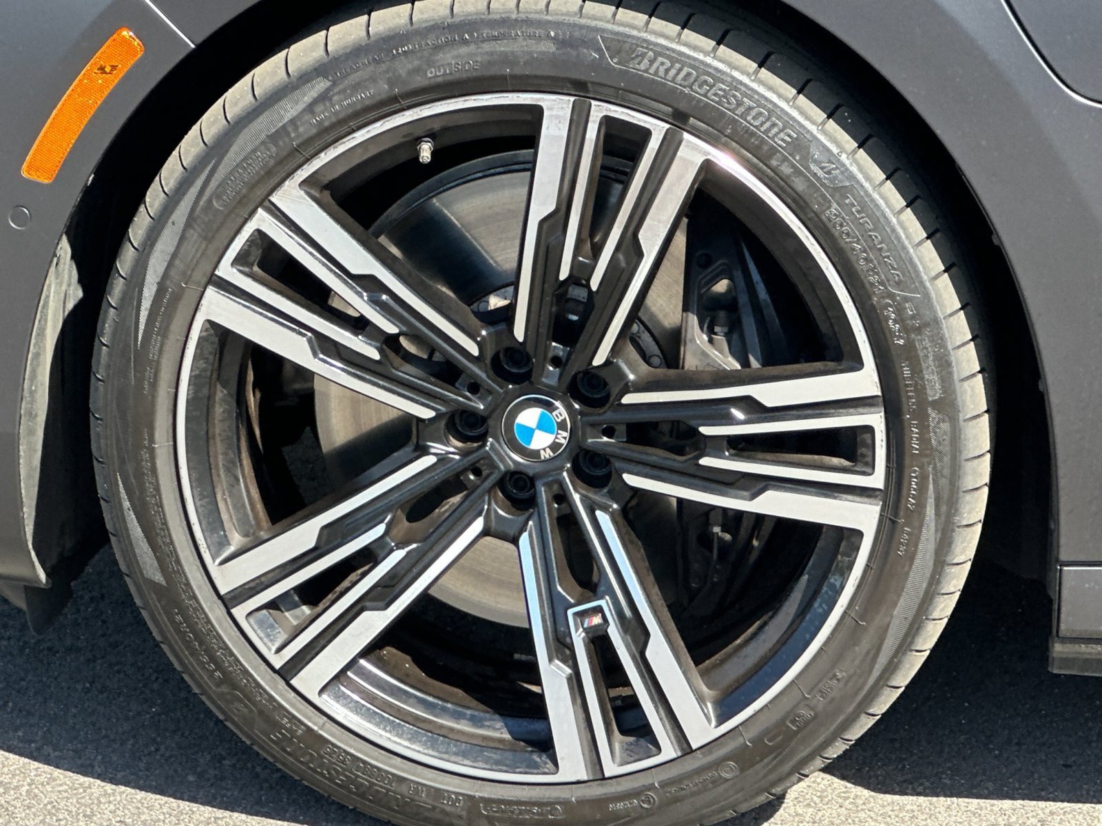 Used 2026 BMW 750e xDrive w/ Executive Package AWD/4WD image 31