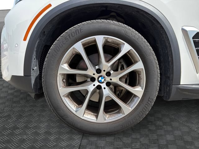 Used 2026 BMW X5 xDrive40i AWD/4WD image 13
