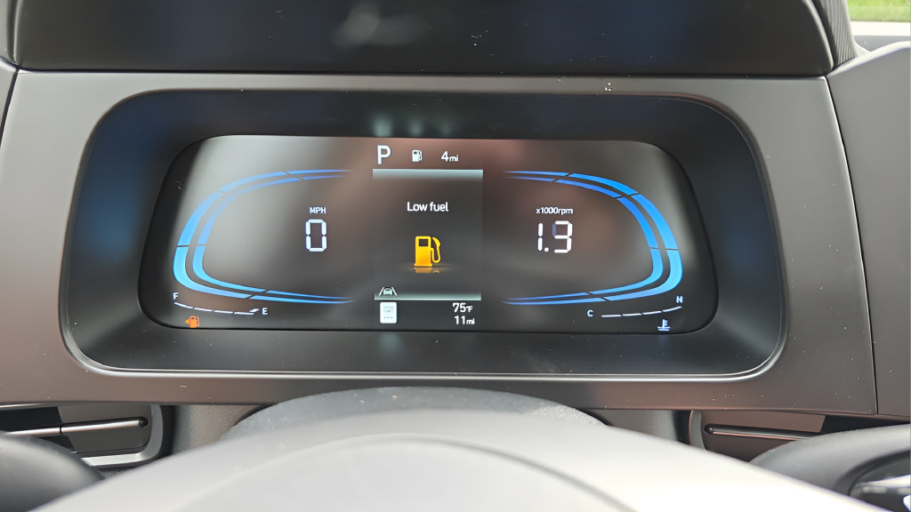 New 2026 Hyundai Elantra Sport w/ Cargo Package FWD image 17