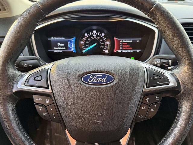 Used 2019 Ford Fusion Energi Titanium FWD image 27