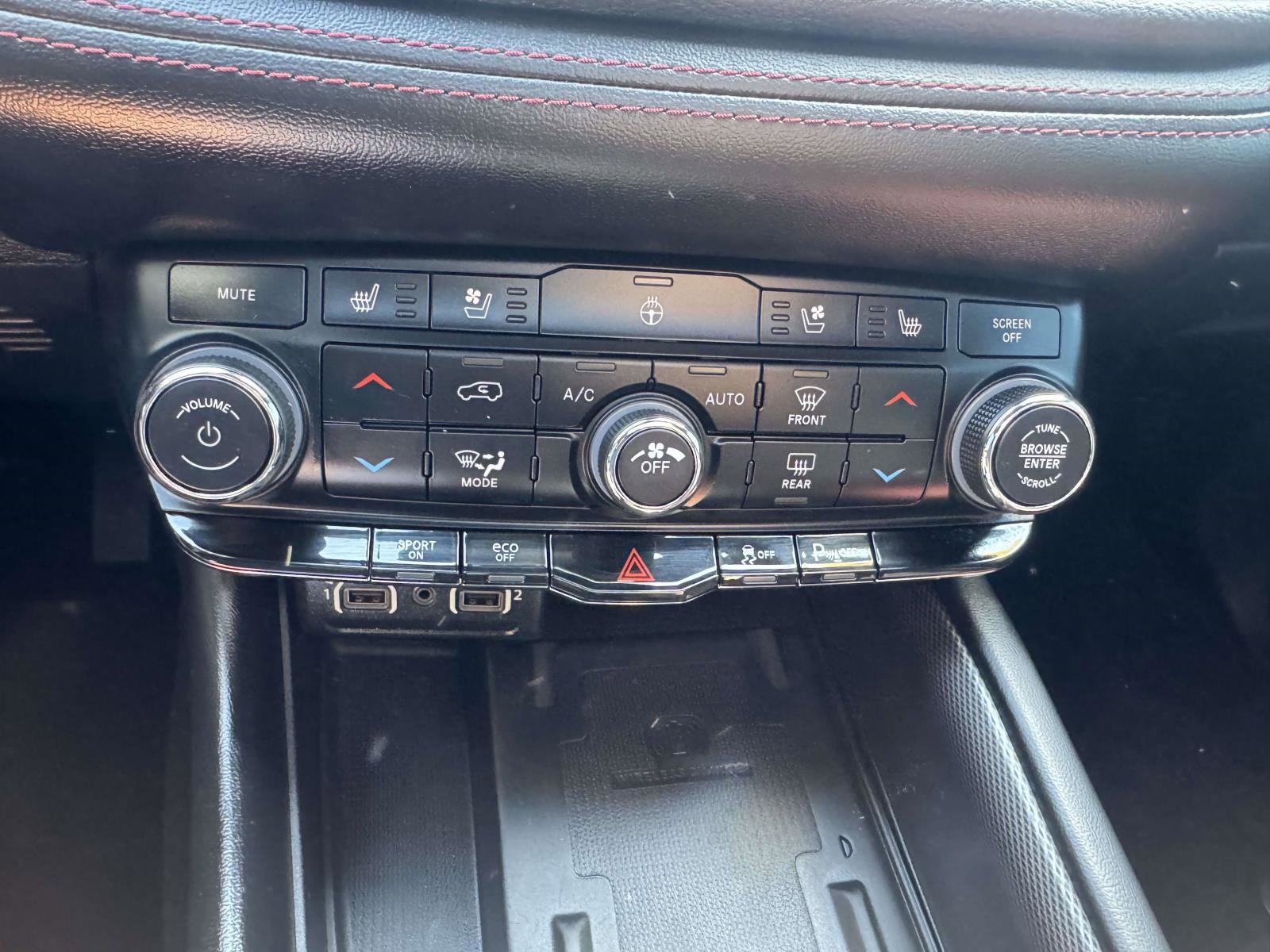 Used 2023 Dodge Durango R/T image 29
