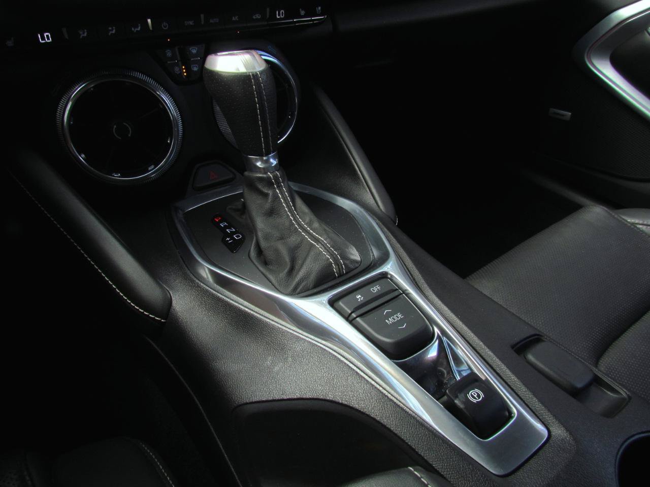 Used 2017 Chevrolet Camaro LT RWD image 30