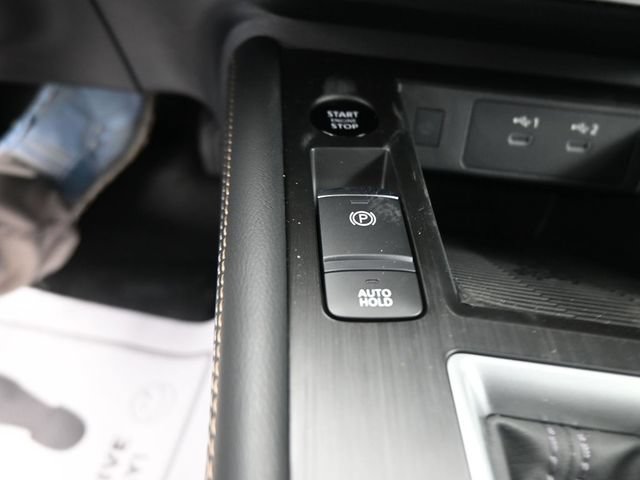 Used 2025 Nissan Kicks SV w/ SV Premium Package AWD/4WD image 15