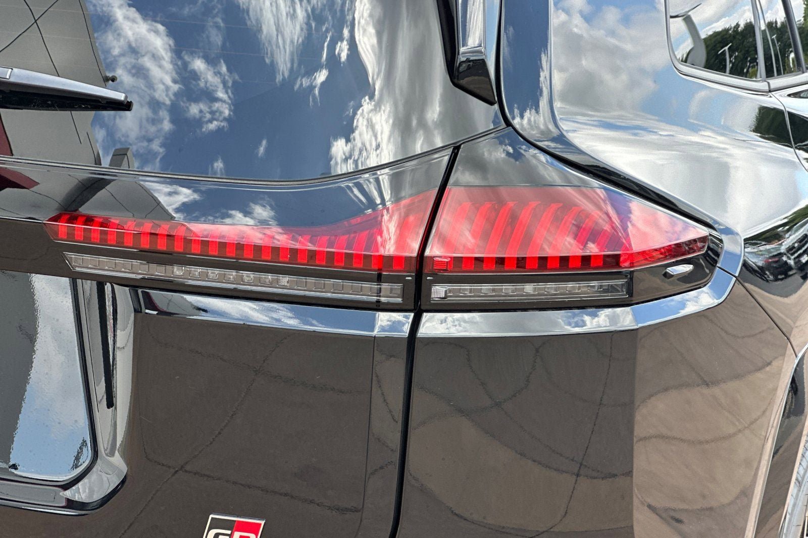 New 2026 Toyota RAV4 AWD Plug-in Hybrid image 32